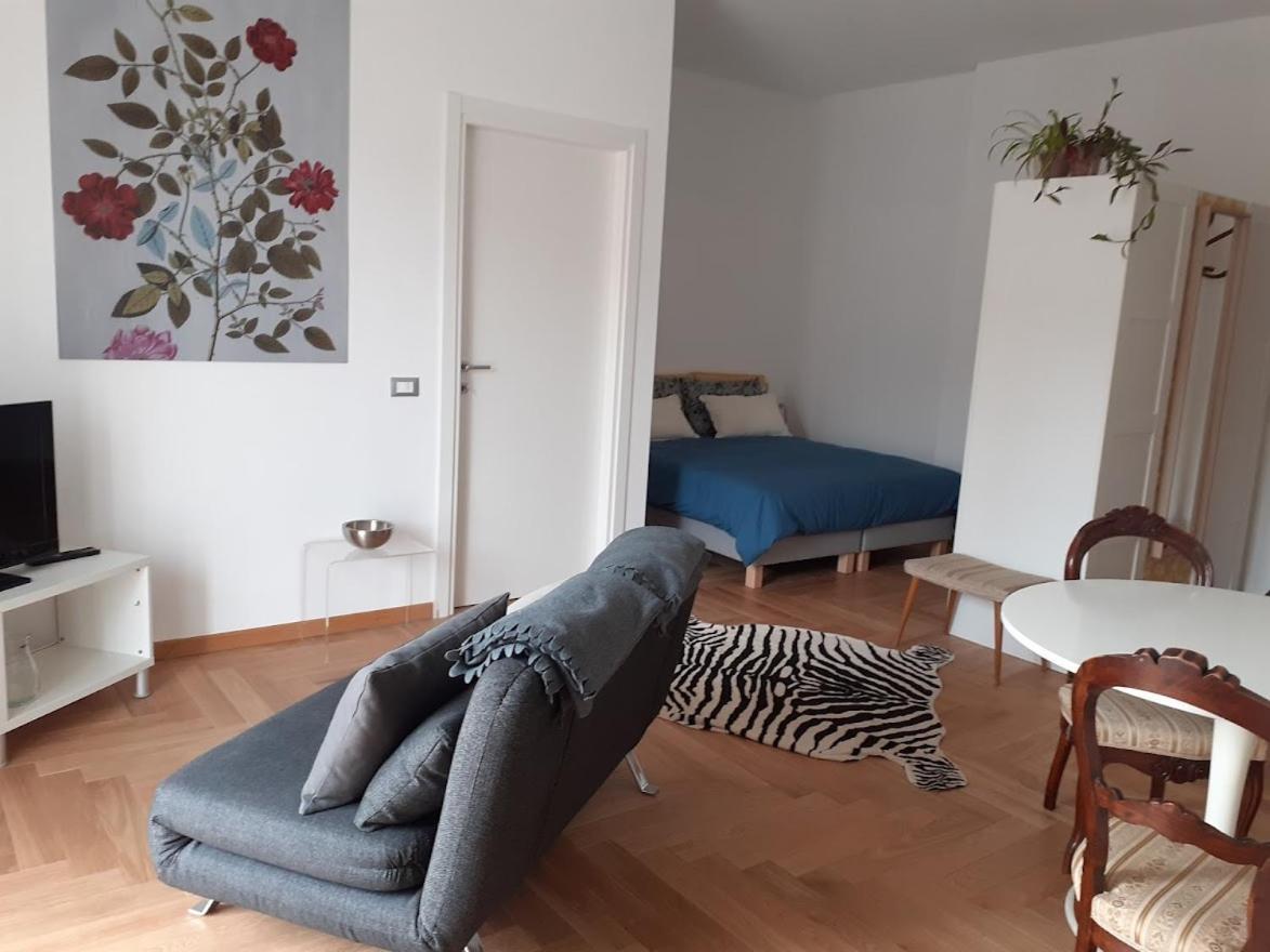 Vittadinisette Apartment Павия Екстериор снимка